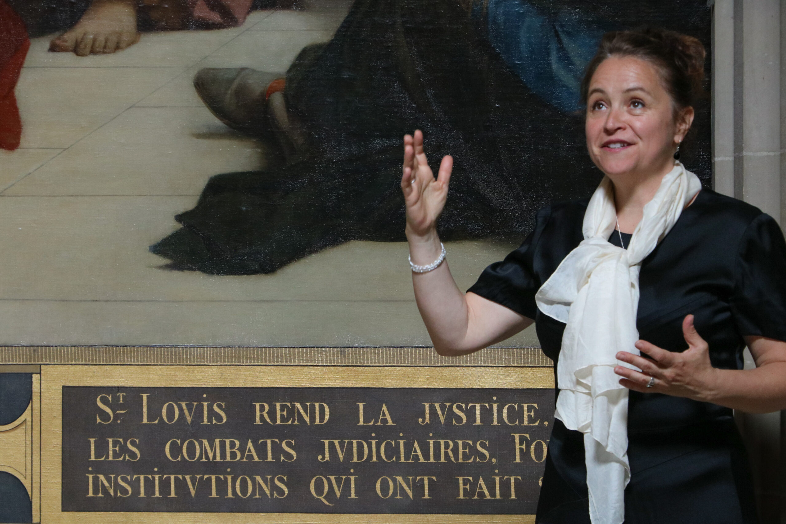 Laetitia Bloud raconte devant le Panthéon